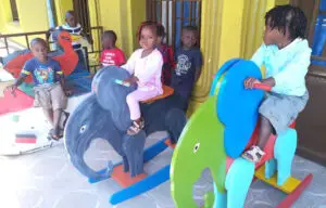 Casa della Divina Provvidenza giochi per bambini forniti